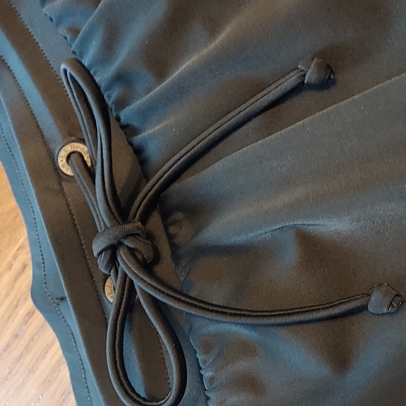 L.L. Bean BeanSport Swimwear Pull-On Short NWT Size Large - Picture 2 of 6